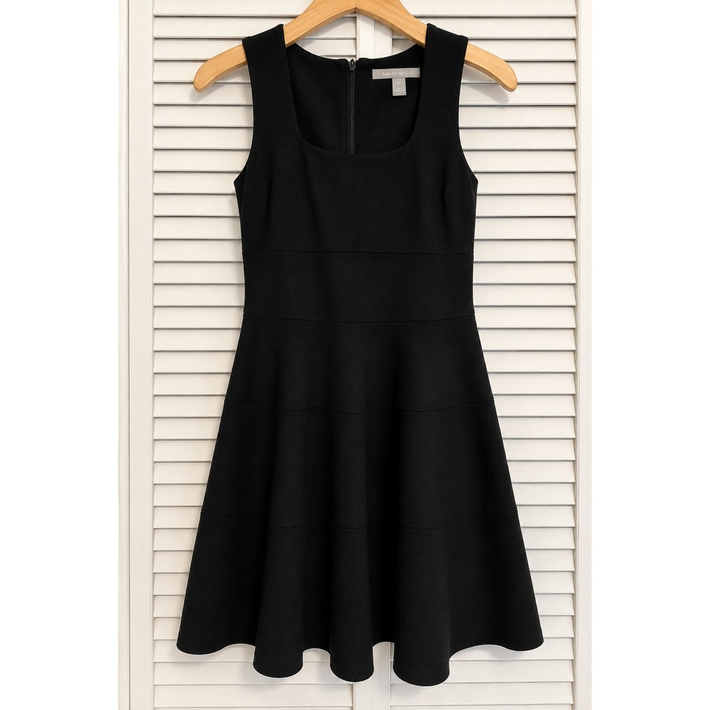 BANANA REPUBLIC Sz 10 Dress Sleeveless Knee Length Fit & Flare Office Minimalist